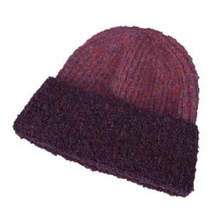 Nouveau bonnet tricoté doux 2025 pour hommes et femmes, protection des oreilles, chaud, tendance, avec coutures colorées - Product Image 5