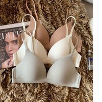 Bralette push-up sans couture à bonnets trois quarts, fermeture double rangée, bretelles réglables, lingerie douce sans armatures