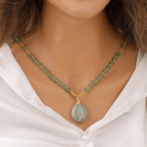 <span class=keywords><strong>En</strong></span> gros Naturel Améthyste Rose Quartz Pendentif Collier 108 Perle <span class=keywords><strong>Fil</strong></span> <span class=keywords><strong>De</strong></span> <span class=keywords><strong>Cuivre</strong></span> Enroulé Chapelet Chrétien <span class=keywords><strong>Bijoux</strong></span> Or pour Femmes - Product Image 4