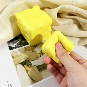 Livre d'équitation rouge Explosions transfrontalières en gros carré Big Mac grand fromage <span class=keywords><strong>vaseline</strong></span> EVA rebond lent décompression jouets modèle - Product Image 3