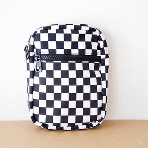 Bán buôn Tùy chỉnh màu sắc và logo Crossbody VAI EO túi Fanny gói chéo cơ thể rô túi - Product Image 1