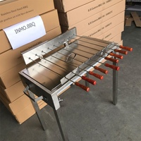 Kebab à charbon de bois portable en acier inoxydable de haute qualité Mini gril chypriote avec brochettes de kebab