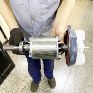 Pressa per pressofusione a <span class=keywords><strong>camera</strong></span> fredda verticale da 100T ad alta velocità per fusione di alluminio a parete sottile per connettori di rotori di piccoli motori - Product Image 2