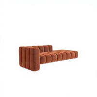 Terrakotta-Samt Modulares Sofa Sektionales Stoffbezogenes Lounge-Sofa mit Chromgestell für Wohnzimmer Hotel