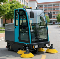 Balayeuse de voirie électrique compacte et mini avec moteur, pompe de nettoyage à entraînement par engrenages, 6 heures de fonctionnement continu, réservoir d'eau et de déchets