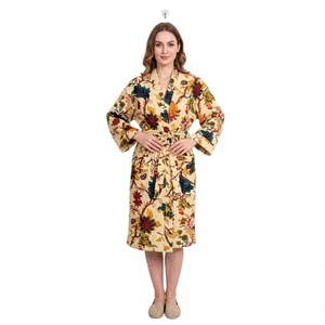 Peignoir Kimono en Coton Kantha Imprimé Floral Unique, Magnifique et Élégant, de Haute Qualité, à Manches Longues, Séchage Rapide pour l'Été - Product Image 1