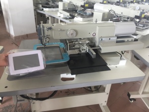 Máquina de coser de patrones controlada por ordenador <span class=keywords><strong>para</strong></span> la fabricación de calzado <span class=keywords><strong>para</strong></span> prendas de vestir, calzado, bolsas, industrias - Product Image 4