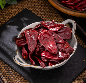 Piments rouges séchés de différentes intensités pour sauces piquantes et assaisonnements – Matière première mixte - Product Image 2