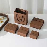 Boîte à bijoux en bois avec logo personnalisé, texture bois, aimant, pour ranger bagues, boucles d'oreilles, colliers, bracelets