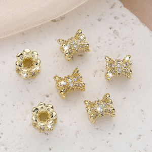 Nuevas cuentas de cintura pequeñas de circón, cuentas de cuerno de alto color de 14K chapadas en cobre, soporte de flor de doble cara, accesorios de joyería DIY - Product Image 2