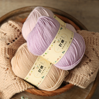 Factory Direct High Quality Wool Yarn Chunky Soft Warm Hand Knitting Crochet Yarn for Scarf Sweater Custom Colors