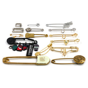 Брошь с гравировкой из нержавеющей стали, латунная брошь на заказ, персонализированная модная безопасная булавка с логотипом - Product Image 3