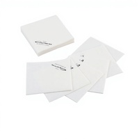 Serviettes en papier Airlaid blanches écologiques absorbantes à 4 plis personnalisées en sachet pour café, bar, restaurant, hôtel
