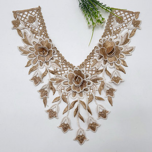 Collare in Pizzo con Applicazione Floreale 3D in Stile Francese, Collo a V con Ricamo Metallico Oro Champagne, Patch per Colletto Idrosolubile per Matrimonio - Product Image 3