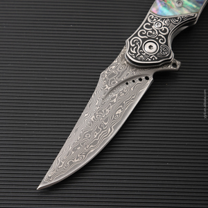 Couteau pliant de luxe en acier Damas VG10 avec manche en nacre véritable, couteau de poche multifonctionnel pour le camping en extérieur, cadeau EDC - Product Image 3