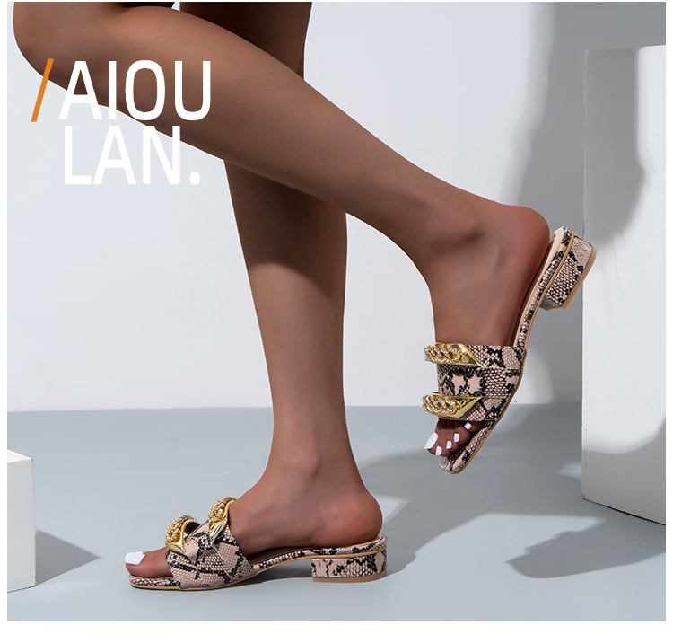 Ladies Fashion Slipper Shoes Rhinestone Chain Low Heel Sandals for Women
