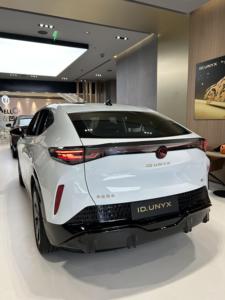 2025 Volkswagens <span class=keywords><strong>ID</strong></span>.Unyx 06 Yuzhong nuova auto elettrica compatta SUV 621KM a lungo raggio 4WD guida un nuovo veicolo energetico EV IDUNYX - Product Image 4