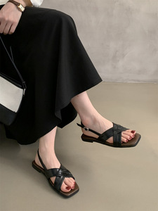 Sandales plates à bout carré pour femmes, avec lanières croisées et boucle à la cheville, décontractées, pour le quotidien, l'été, chaussures de plage pour femmes - Product Image 4