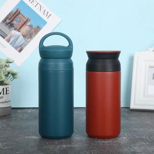 Botella de agua deportiva de viaje para beber, botella aislada de acero inoxidable grabada - Product Image 4