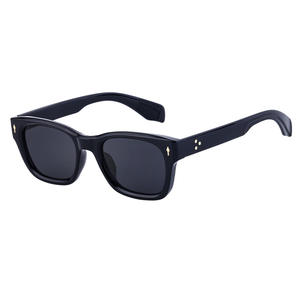 Lunettes de soleil polarisées carrées ZS-98130P pour hommes, monture noire en PC, verres TAC, protection UV400, pour la conduite en extérieur - Product Image 1
