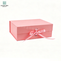 Boîte cadeau pliable en carton recyclé personnalisé avec fermeture magnétique pour l'emballage de vêtements, logo personnalisé, laminage brillant