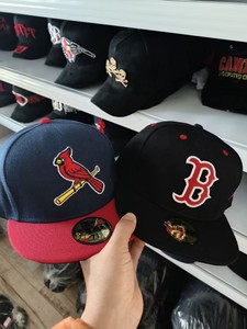 セントルイス・カーディナルス 刺繍入りキャップ |   ツートーンのフラットブリム野球帽 - Product Image 4