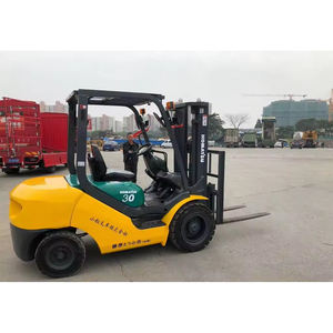 Para Komatsu FD30 Carretillas elevadoras diésel Camiones de transporte Alta calidad Usado Venta al por mayor Equipo pesado Fuente de alimentación Motor diésel - Product Image 1