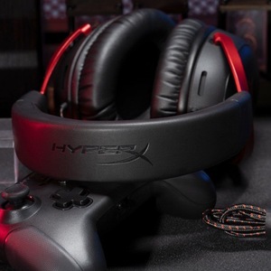سماعة ألعاب <span class=keywords><strong>HyperX</strong></span> CLOUD III Hurricane 3 مع خاصية إلغاء الضوضاء النشطة (ANC) واتصال سلكي <span class=keywords><strong>USB</strong></span> بطول 1.6 متر للرياضة - Product Image 2