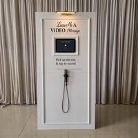 Panel Latar Belakang Lipat Logam Besi Desain Baru NIKA, Warna Putih, untuk Video Booth Pernikahan/Pesta