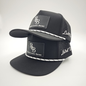 Casquette de golf 5 panneaux en gros, patch en cuir personnalisé, faible MOQ, directement de l'usine OEM, approvisionnement fiable, en sergé de coton durable - Product Image 2