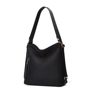 Sac fourre-tout vintage bohème en crochet pour femme avec fermeture à cordon et doublure en polyester, accessoire de plage tendance pour les vacances à la mer - Product Image 1