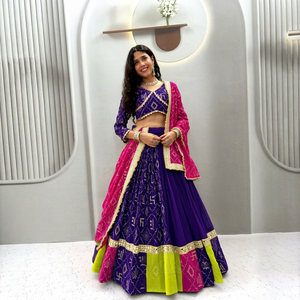 Ensemble Lehenga Choli brodé pour femmes avec dupatta, bordure florale, robe traditionnelle pour mariage, fête, Lehenga Choli indien - Product Image 1