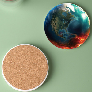 Posavasos Redondo de Corcho y Cerámica Serie Planet de Source Factory, Impresión UV, Aislante Térmico, Antideslizante, Absorbente de Agua, Promocional - Product Image 3