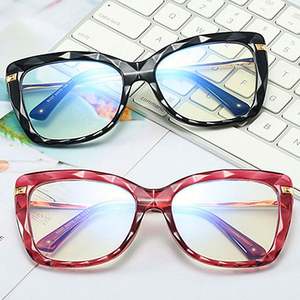 Gafas de Moda 2020 con Montura Metálica y Bisagras de Resorte, Transparentes, Rosadas, TR90, Estilo Ojo de Gato para Mujer, con Protección Anti Luz Azul - Product Image 2