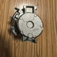 Nuevo Compresor de Aire Acondicionado de 12V de Alta Calidad 10S17C X218 OEM para Big Boss 7PK-125mm Induction 8832028350 4472204273 4711011