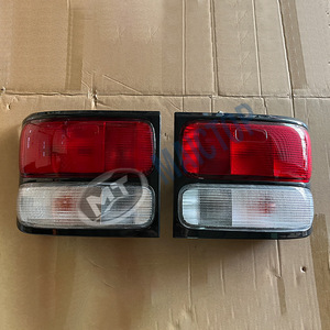 Luces traseras adecuadas para minibús Toyota Coaster, luces traseras Coaster y luces traseras posteriores Coaster. - Product Image 4