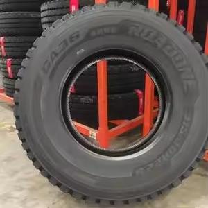 Neumático de camión 295/80R22.5 para eje motriz, diseño de banda de rodadura abierta, autolimpiante, con expulsión de barro y piedras, rendimiento fuera de carretera - Product Image 6