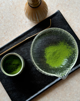 Vente en gros OEM Paquet en étain de 30g/50g Matcha japonais Thé vert biologique Matcha Poudre de Matcha de cérémonie avec marque privée