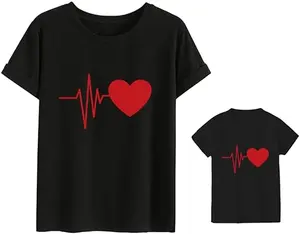 Bestes neues Produkt von 2024 Mama und Ich kleidung rotes Herz bedruckte Mädchen-T-Shirts für Müttertag