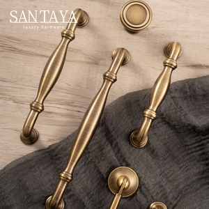 Tiradores de latón antiguo Santaya para gabinetes, tiradores de cajones de 3-4/5 pulgadas, herrajes para gabinetes de cocina, baño y tocadores - Product Image 1