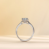 Nouvelle bague de mode 2023 pour femme en argent sterling S925, bague de fiançailles et de mariage à quatre griffes avec moissanite d'un carat, charmante