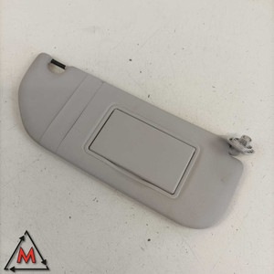 Parasol Derecho Usado con Espejo para Citroën C3 Mk2 2009-2016 (87678) - Product Image 1