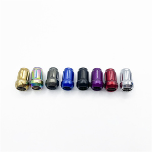 Venta caliente 32mm Tuercas estriadas largas <span class=keywords><strong>Piezas</strong></span> de rueda de coche Premium - Product Image 4