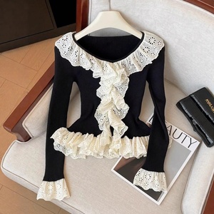 Maglione da Donna in Stile Francese Retrò, Casual Autunnale, Bicolore Nero e Bianco, con <span class=keywords><strong>Pizzo</strong></span> e Volant, Antirughe, Vestibilità Slim - Product Image 1