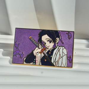 Demon Slayer estilo japonés Metal esmalte insignia mariposa Ninja Miri broche negro niquelado mochila escolar accesorio Pin - Product Image 3