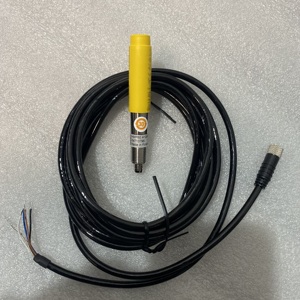 Sonde de température et d'humidité Vai-sala HMP46, neuve, originale, en stock - Product Image 2