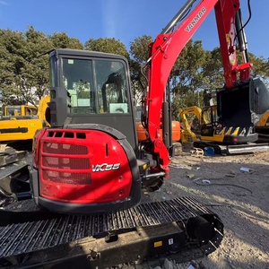 Mini-excavatrice Yanmar ViO55 d'occasion, prête à l'emploi, 5 tonnes, compacte, pour travaux d'aménagement paysager municipal. - Product Image 3