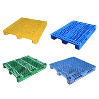 Palette Euro 1200x1000x150mm à entrée 4 voies, simple face, en PP/HDPE moulé par injection, charge dynamique 1,5T, charge statique 6T