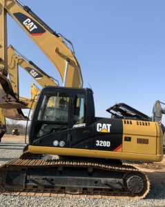 รถขุดตีนตะขาบญี่ปุ่นแท้ มือสอง รุ่น Cat 320D น้ำหนัก 20 ตัน ระบบไฮดรอลิก ชั่วโมงการทำงานต่ำ เครื่องยนต์และปั๊มเดิมจากโรงงาน สำหรับงานก่อสร้าง - Product Image 6