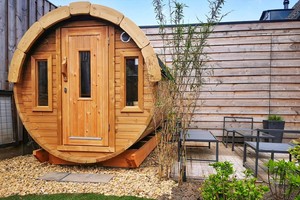 Sauna a Botte in Legno da Esterno per Giardino con Design Multi-Finestra per Villa, Dimensioni Personalizzabili, Installazione Rapida per Piccole Imprese - Product Image 6